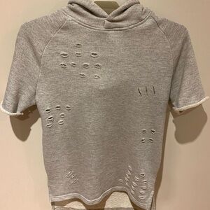 Amnesia Distressed Gray Short-Sleeve Hoodie - Size M